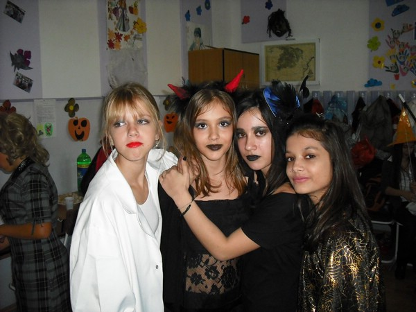 halloween 075.jpg