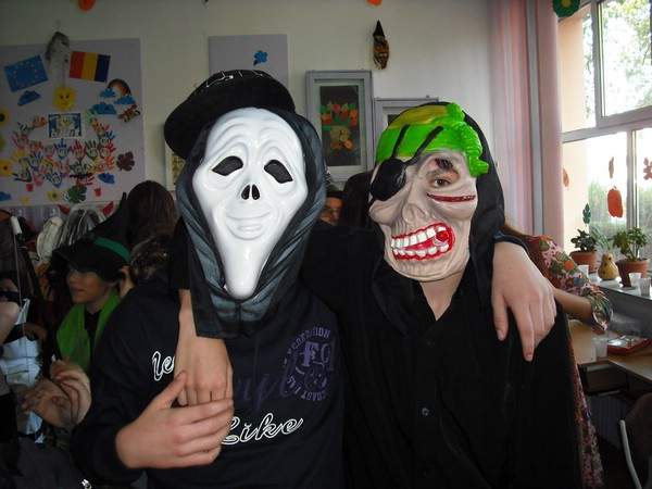 halloween 084.jpg